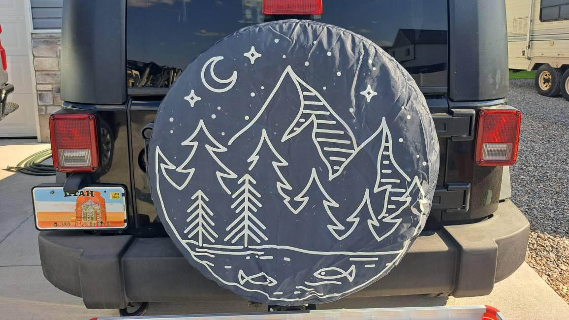 How to Choose the Right Spare Tire Cover for Jeeps: Size, Style & Protection