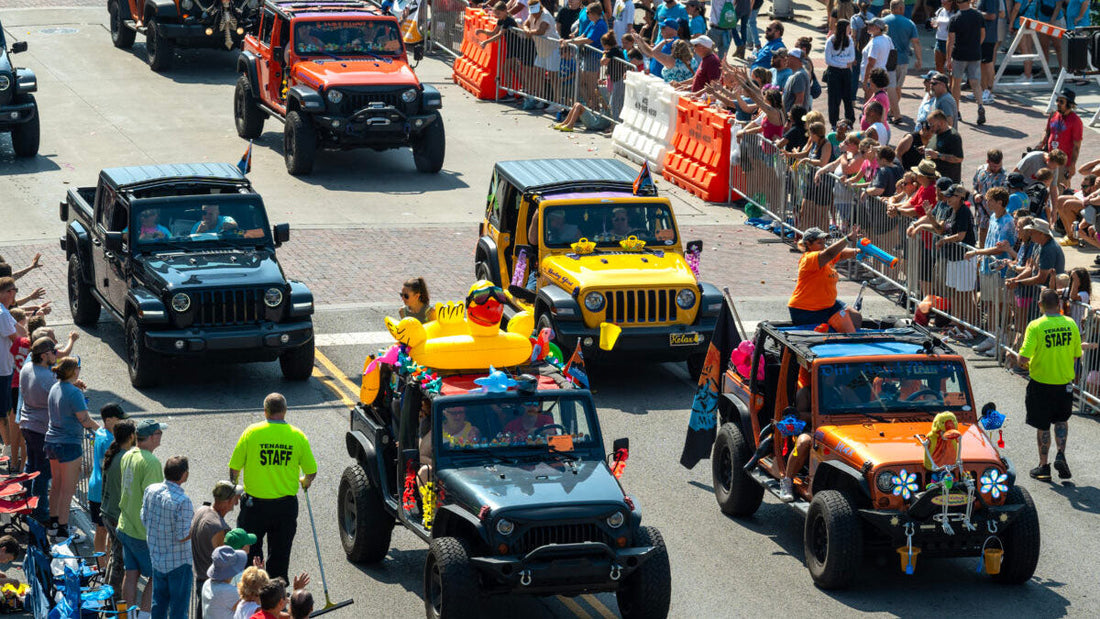 Jeeps lined up in downtown Toledo for the Toledo Jeep Fest all-Jeep parade