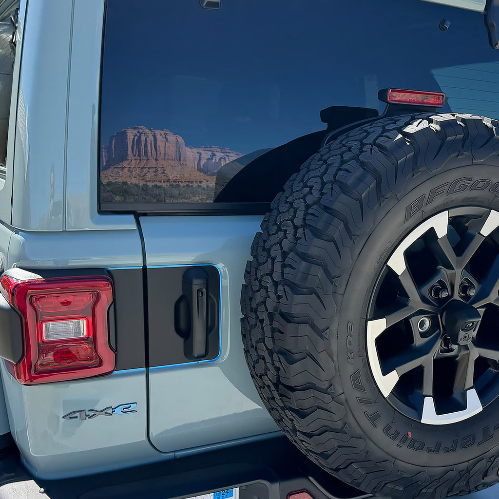 JL Rear Door Tailgate Bordered Blackout 2-Color Decal